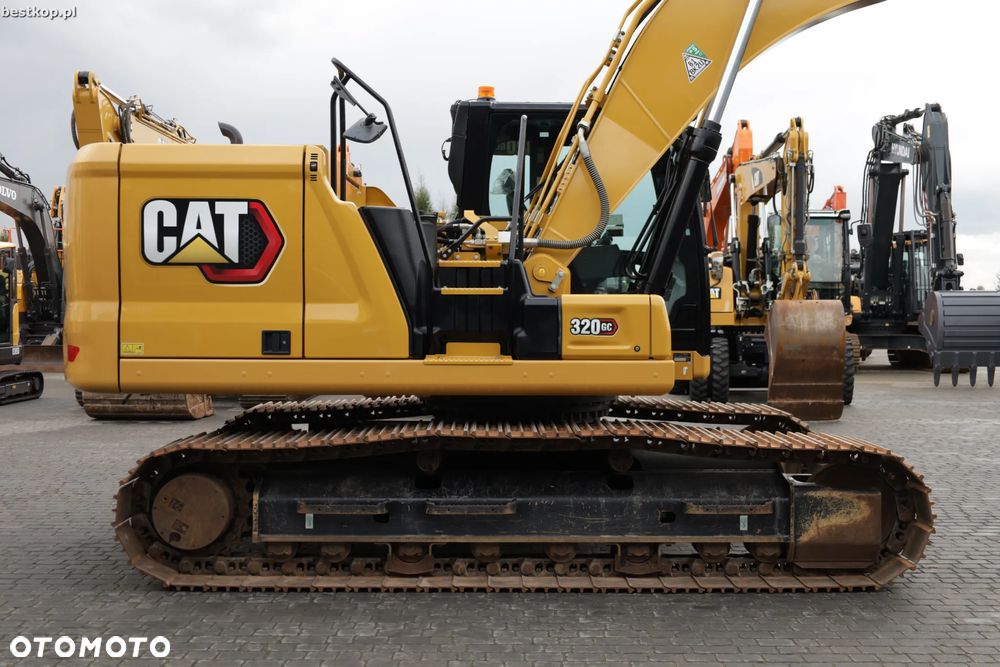 Caterpillar 320 GC - 12