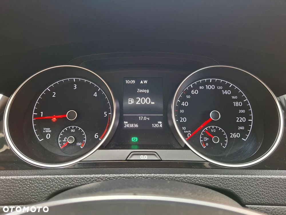 Volkswagen Golf 2.0 TDI Join - 24