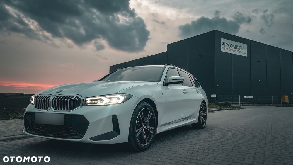 BMW Seria 3 330i xDrive M Sport - 10
