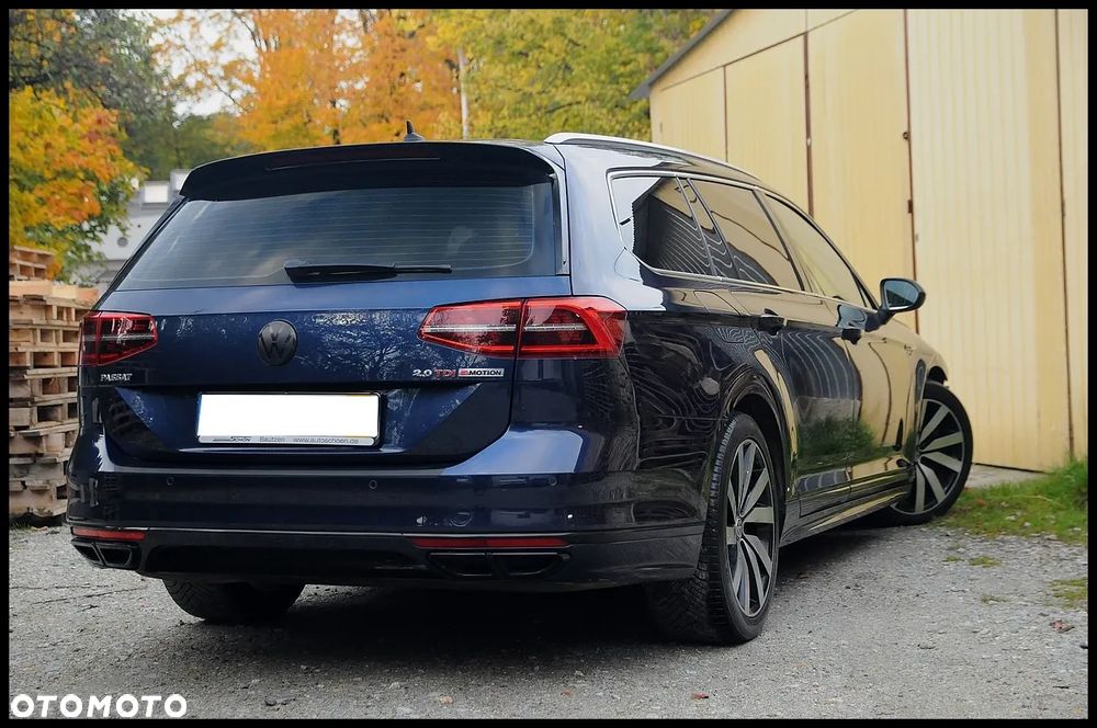 Volkswagen Passat - 16