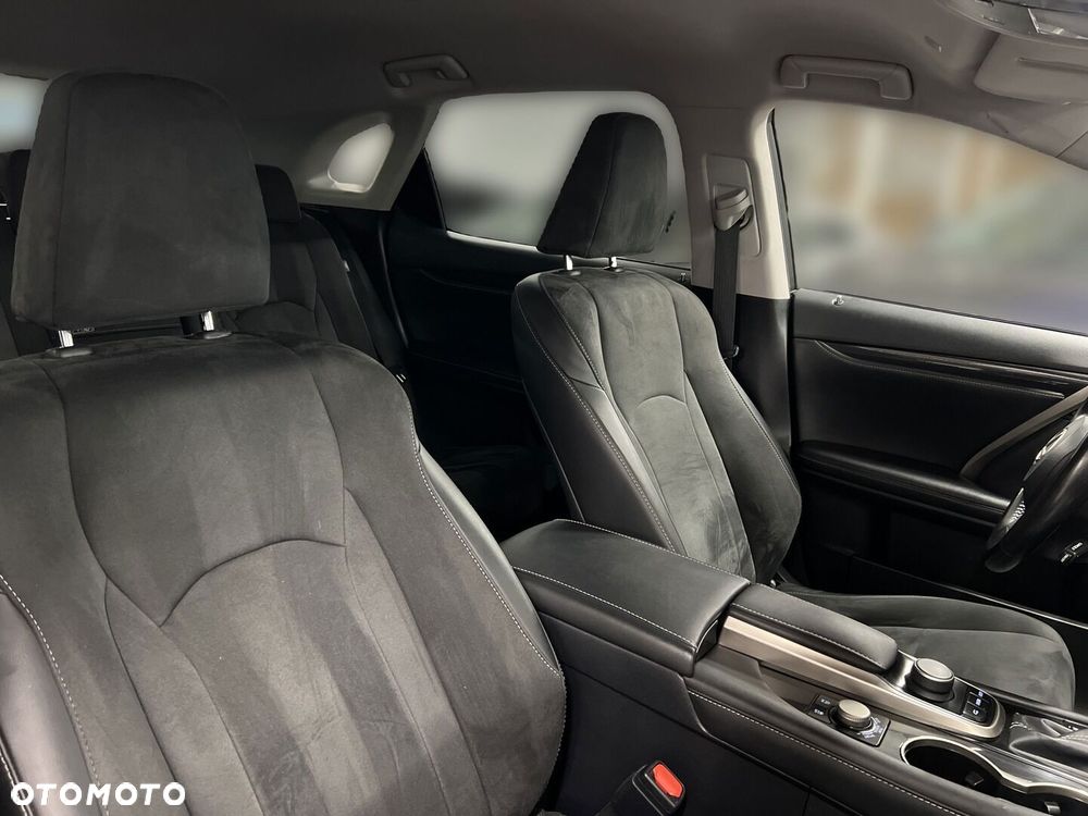 Lexus RX - 17
