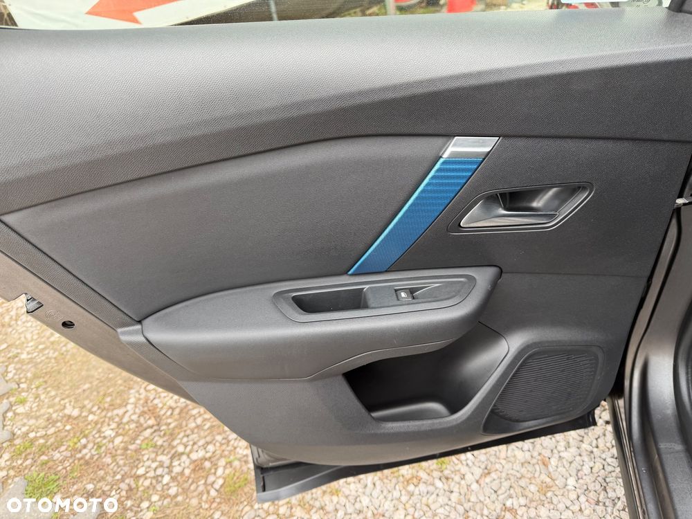 Citroën C4 EV136 50kWh Shine - 27