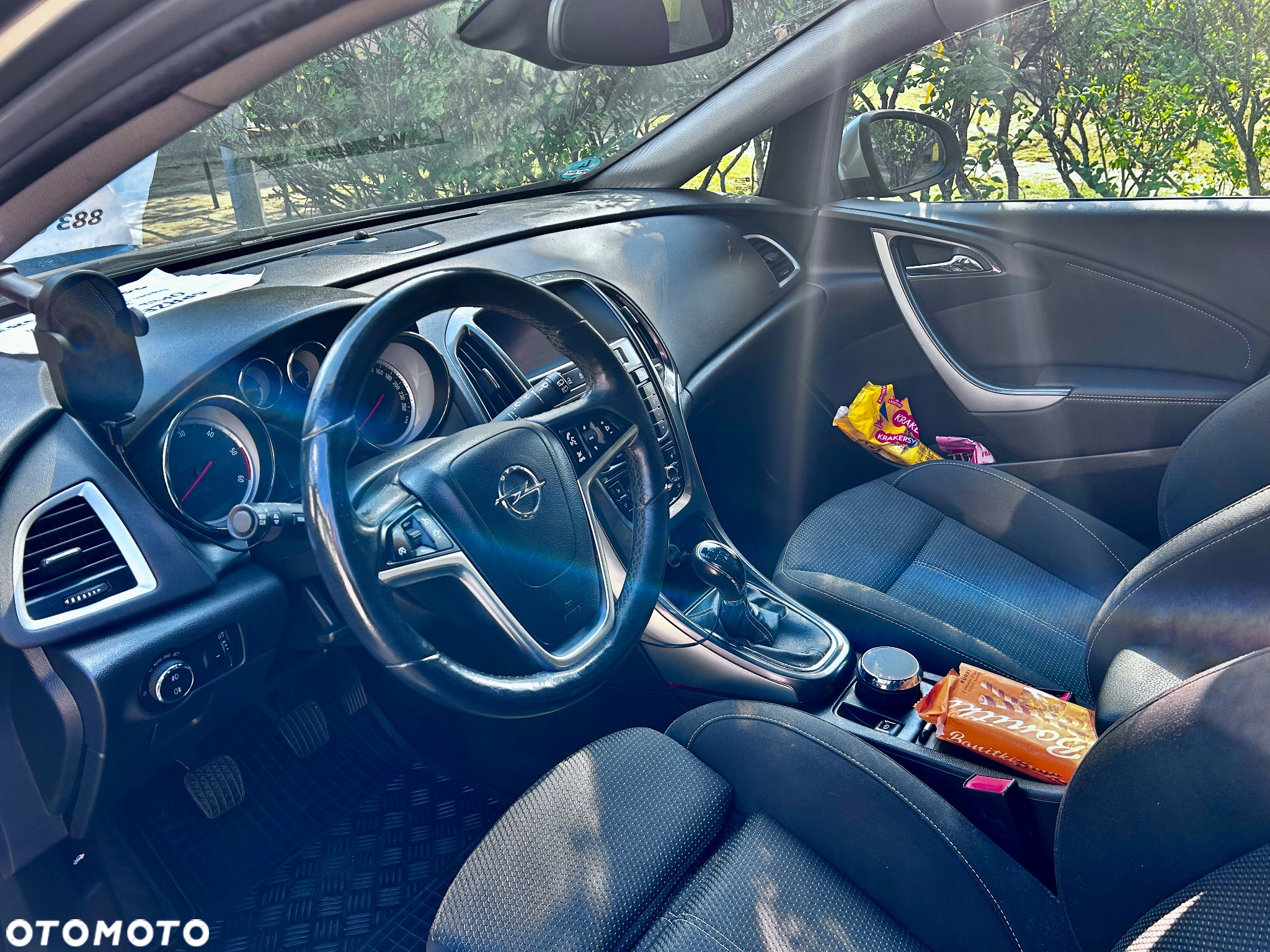 Opel Astra IV 2.0 CDTI Cosmo - 3