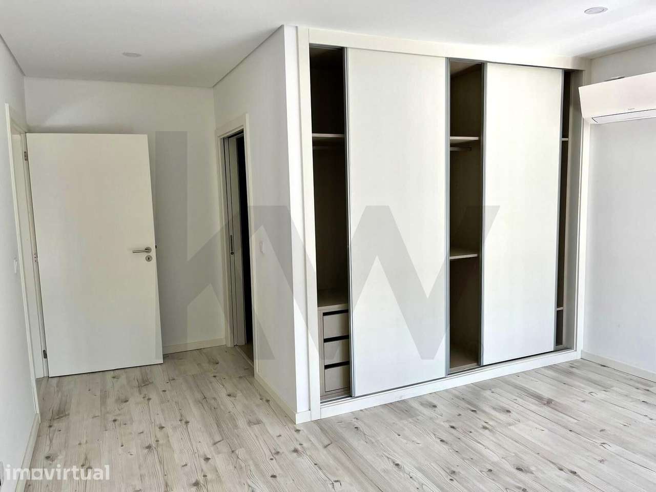 Arrendamento Apartamento T2 no Edifício Prestige, Tondela | Modernidad - Grande imagem: 4/14