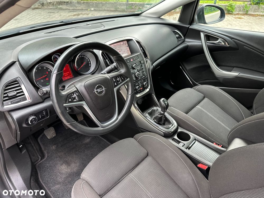 Opel Astra 1.4 T Cosmo - 8
