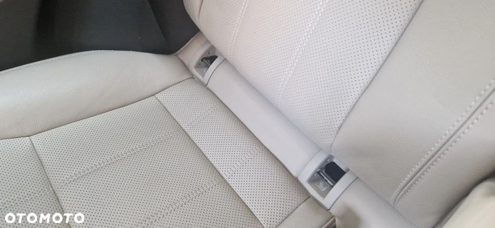 Land Rover Range Rover Velar 2.0 SD4 S - 23