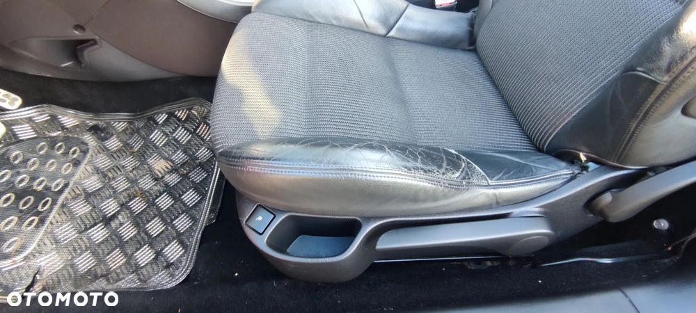 Peugeot 307 CC 140 JBL - 16