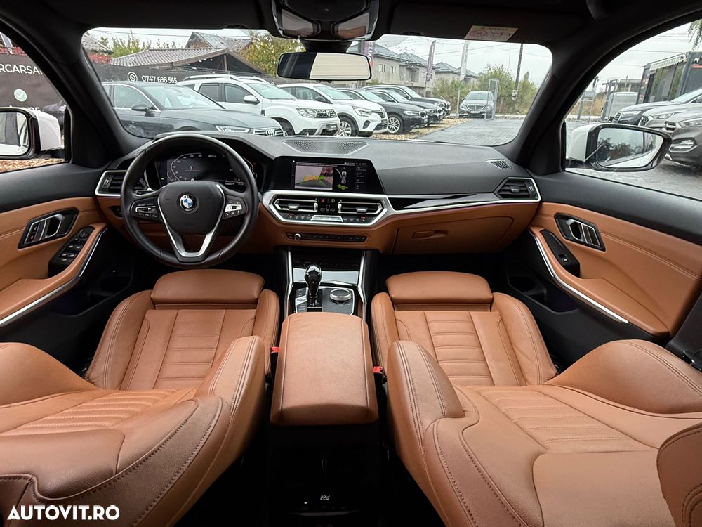 BMW Seria 3 330e Aut. Sport Line - 14