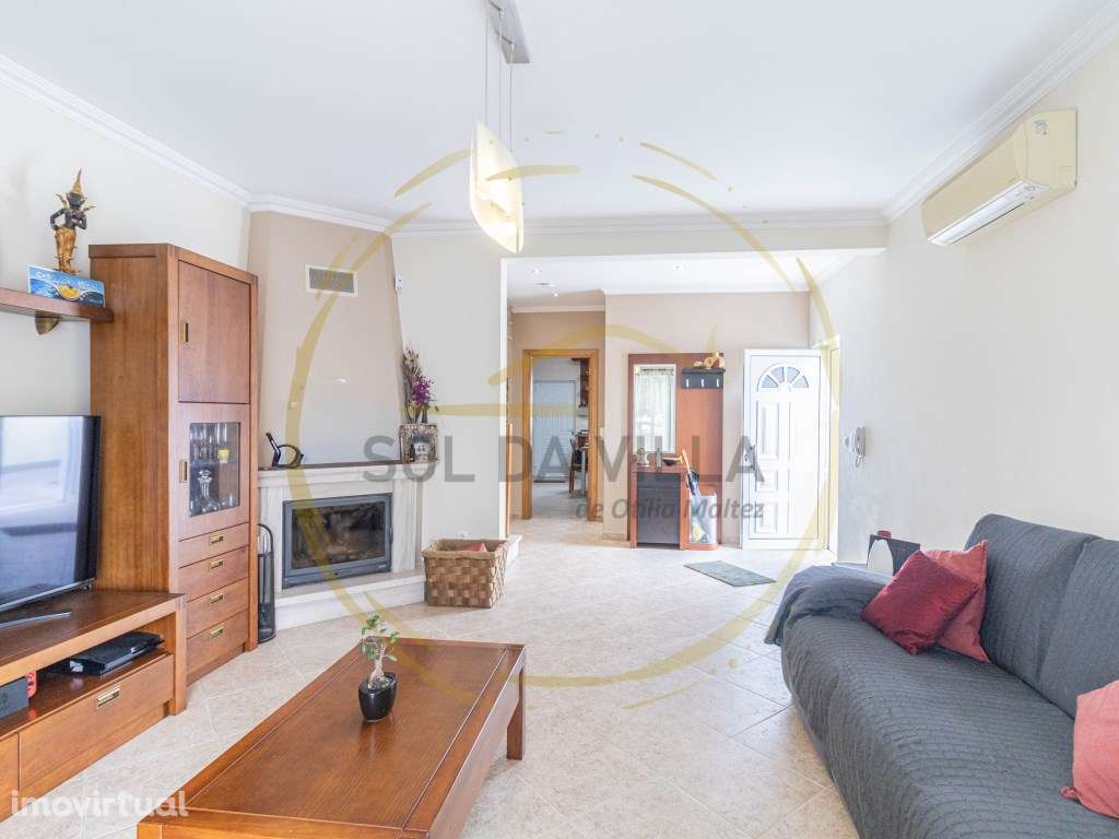 Moradia Geminada T3 - Quinta do Conde - 408.000€ - Grande imagem: 4/46