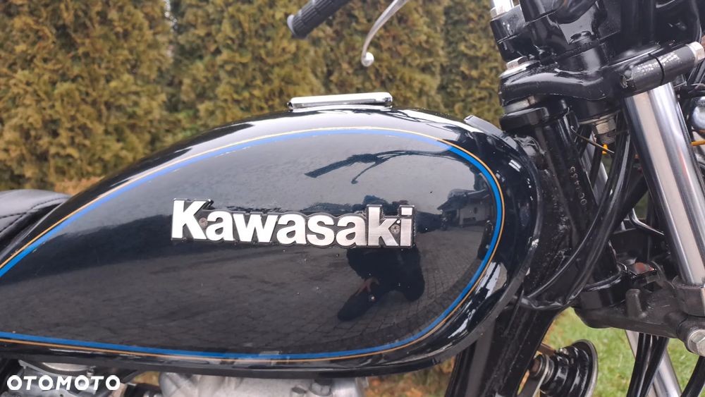 Kawasaki LTD - 16