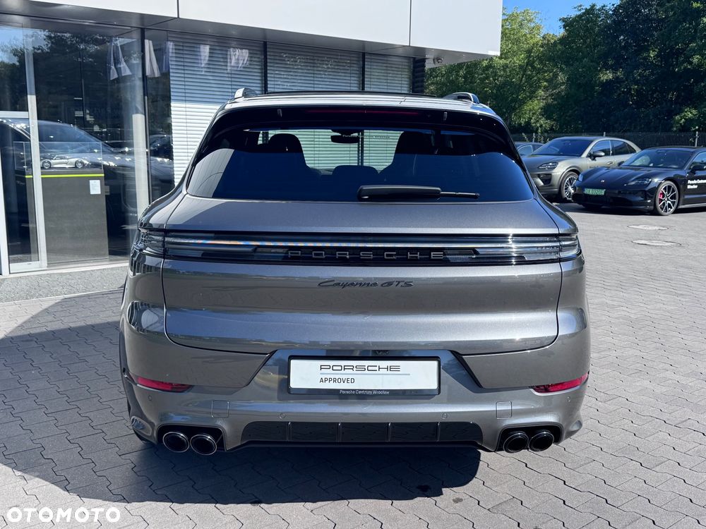 Porsche Cayenne GTS - 7