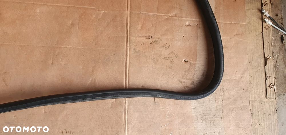 Uszczelka drzwi prawy przód przednia prawa BMW I F20 5D 7240849 - 4