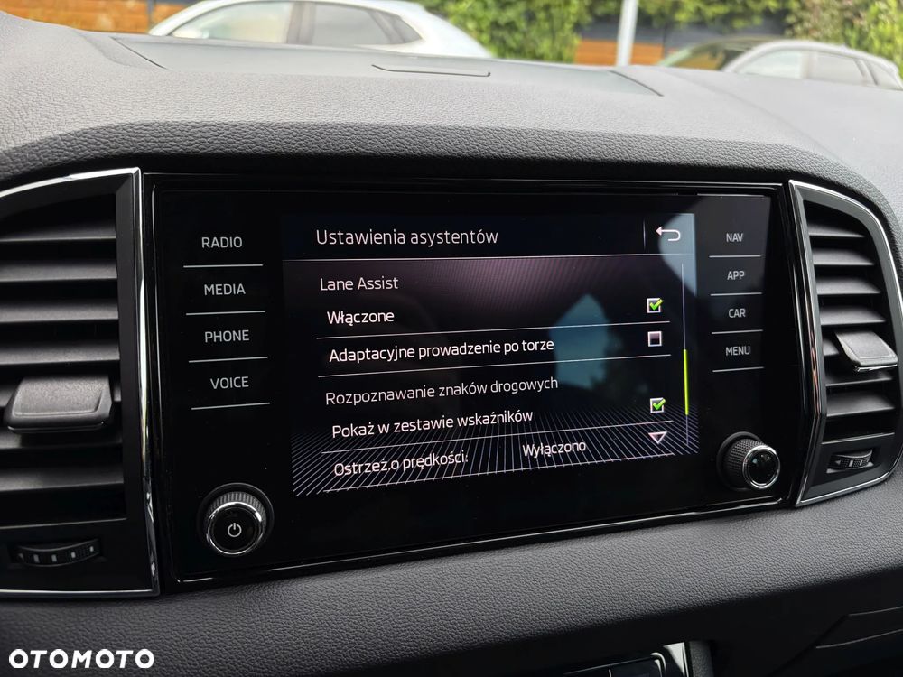 Skoda Karoq 1.5 TSI DSG Style - 30
