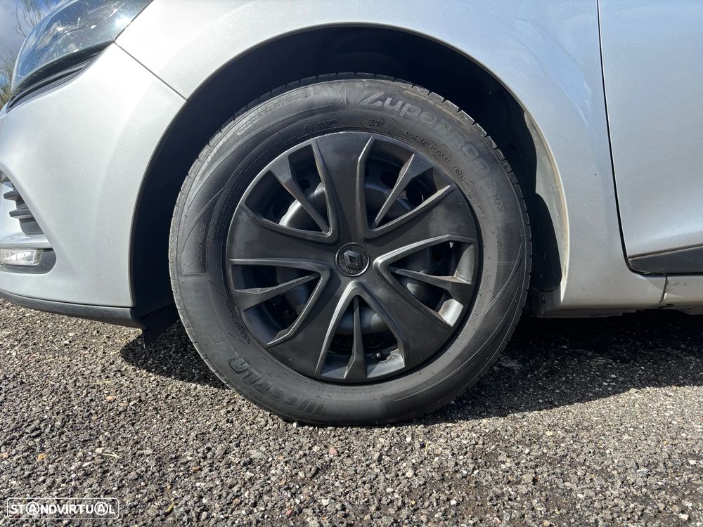 Renault Clio 1.5 dCi Zen - 28