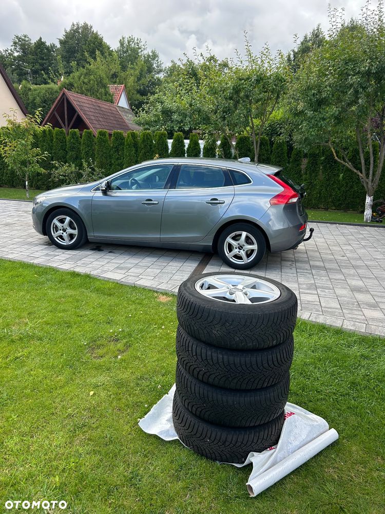 Volvo V40 - 21