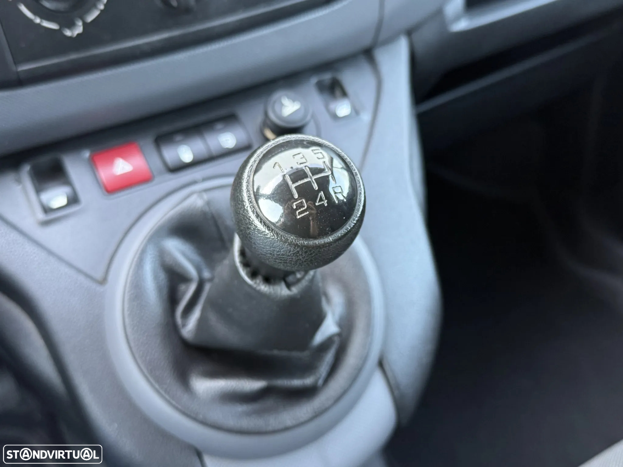 Citroën Berlingo 1.6 BlueHDi 100 Longa - 27