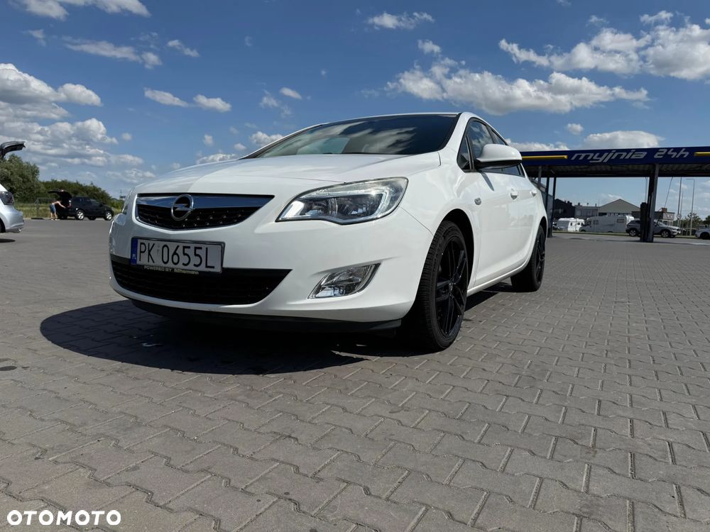 Opel Astra 1.6 - 11