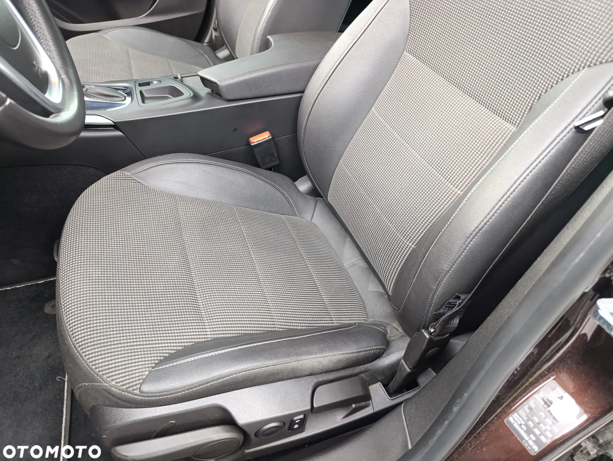 Opel Insignia 2.0 CDTI Cosmo - 15