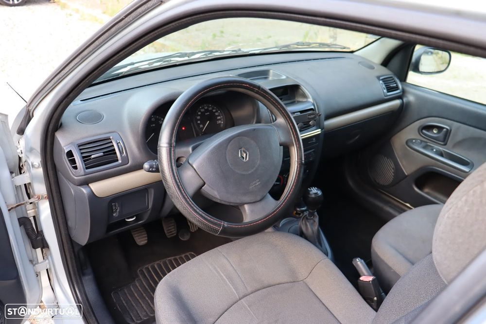 Renault Clio 1.2 16V Expression - 16