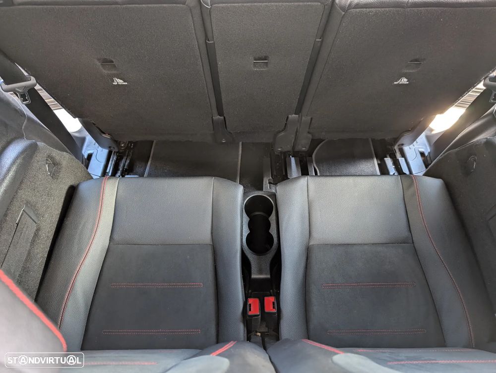 Mercedes-Benz GLB 180 d AMG Line - 10