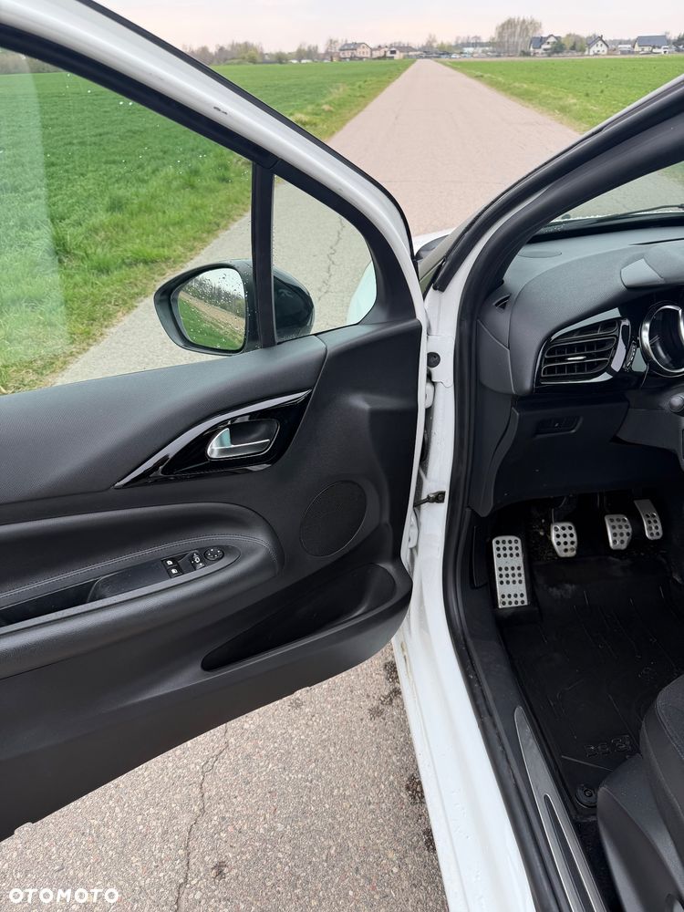 Citroën DS3 VTi 120 So Paris - 11