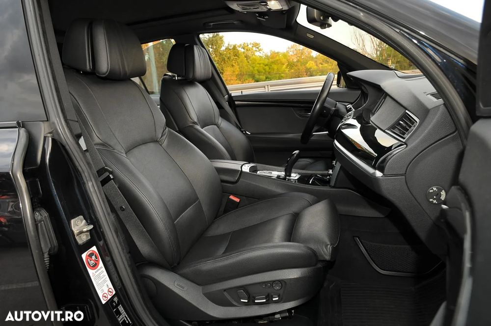 BMW Seria 5 530d xDrive Touring - 23