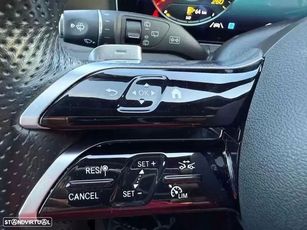 Mercedes-Benz E 300 de 4Matic 9G-TRONIC AMG Line - 19