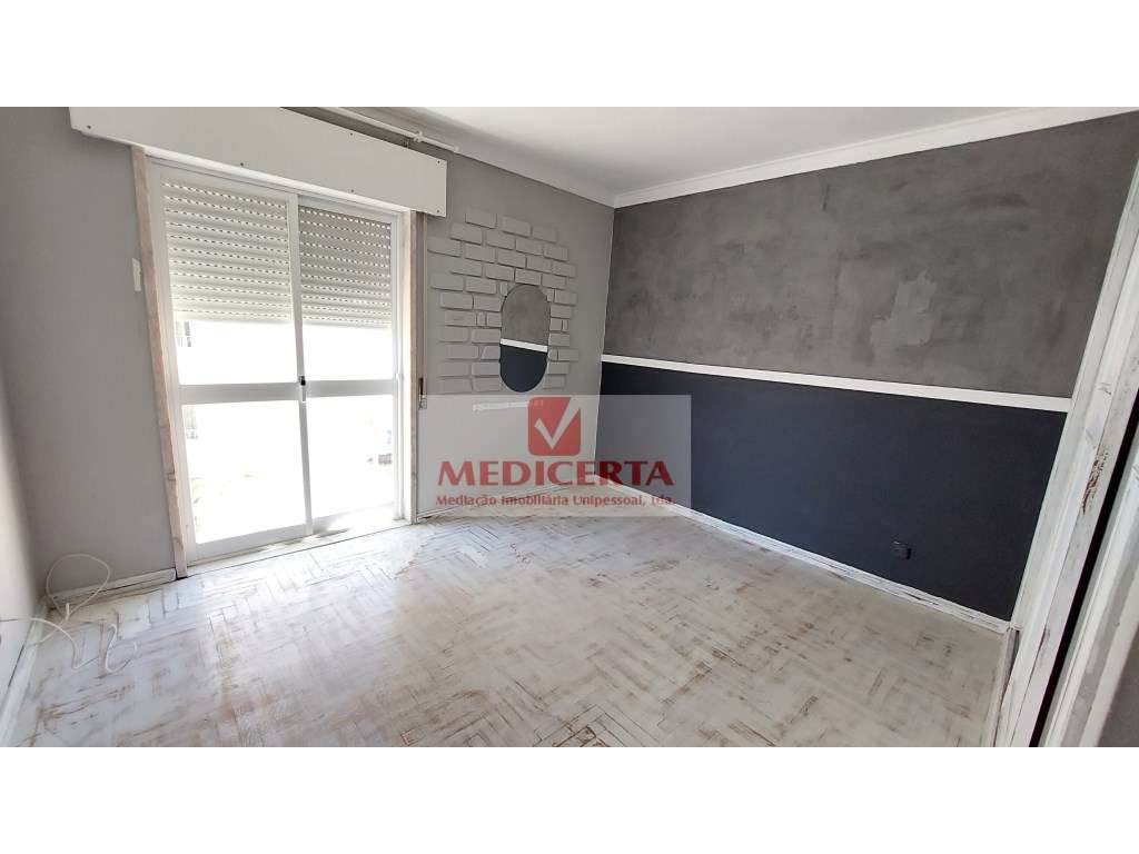 T2 - muito bonito - PSP - Rio de Mouro RESERVADO - Grande imagem: 5/15