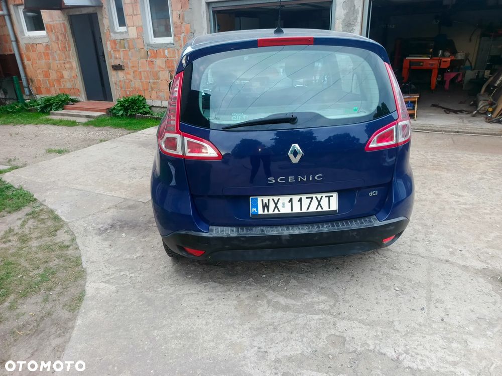 Renault Scenic 1.5 dCi Authentique - 4