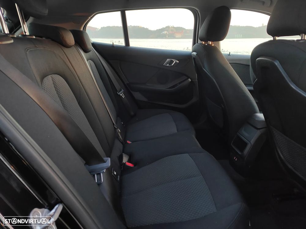 BMW 116 d Corporate Edition Auto - 14