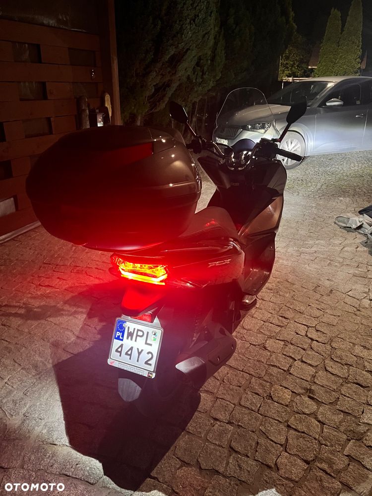 Honda PCX - 11