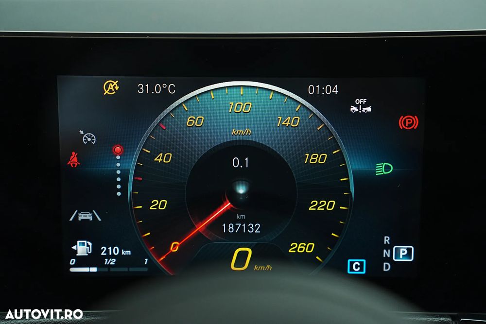 Mercedes-Benz GLB 200 d 4MATIC 8G-DCT Progressive - 33