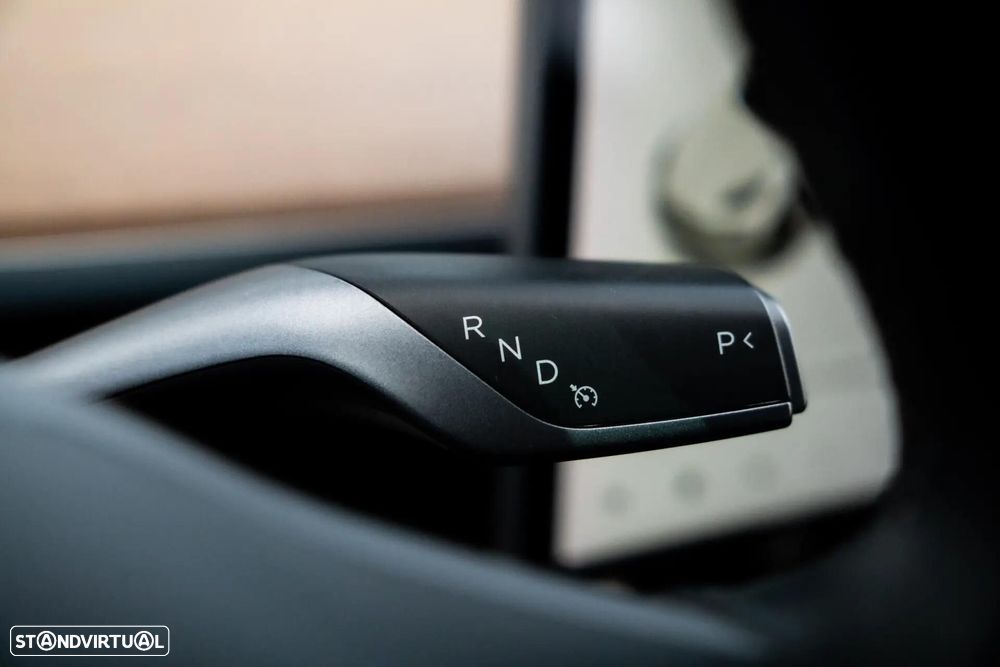 Tesla Model 3 Long Range AWD Dual Motor Performance - 11
