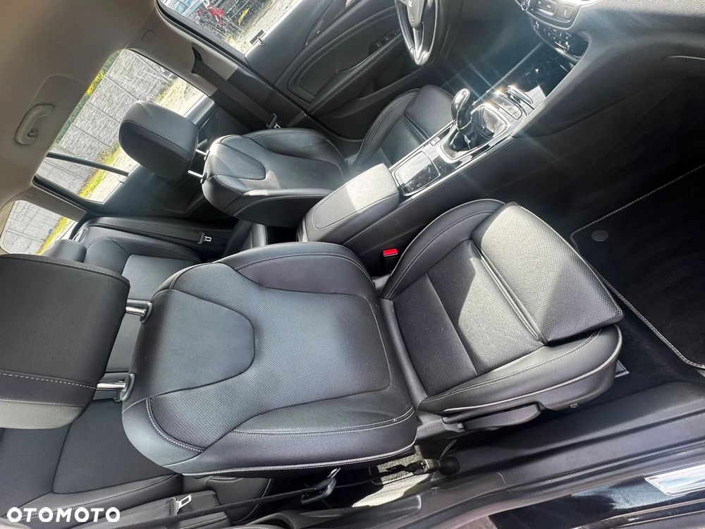 Opel Insignia CT 2.0 CDTI 4x4 S&S - 19