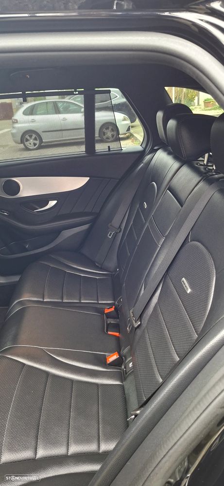Mercedes-Benz C 300 e T 9G-TRONIC Avantgarde - 12