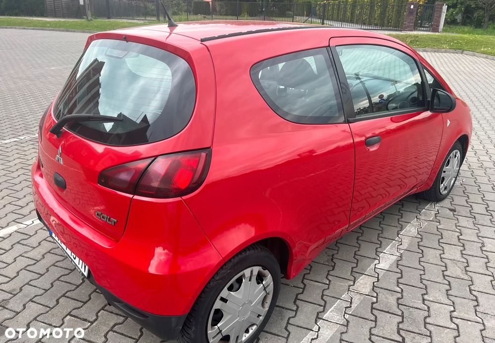 Mitsubishi Colt - 6