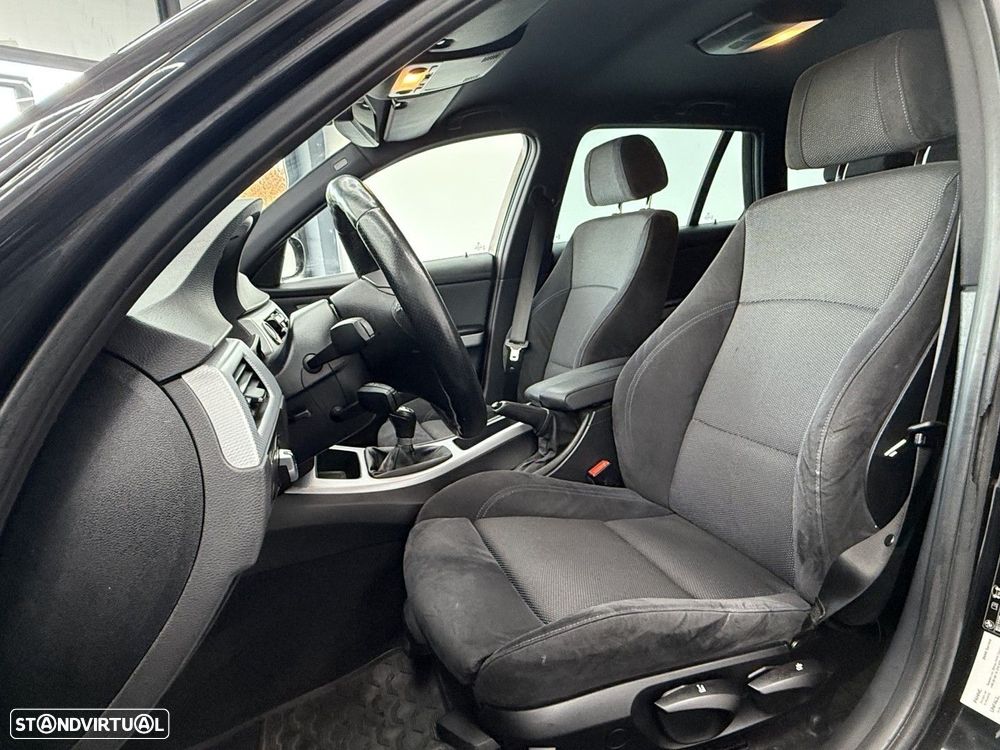 BMW 318 d Touring Pack M - 8