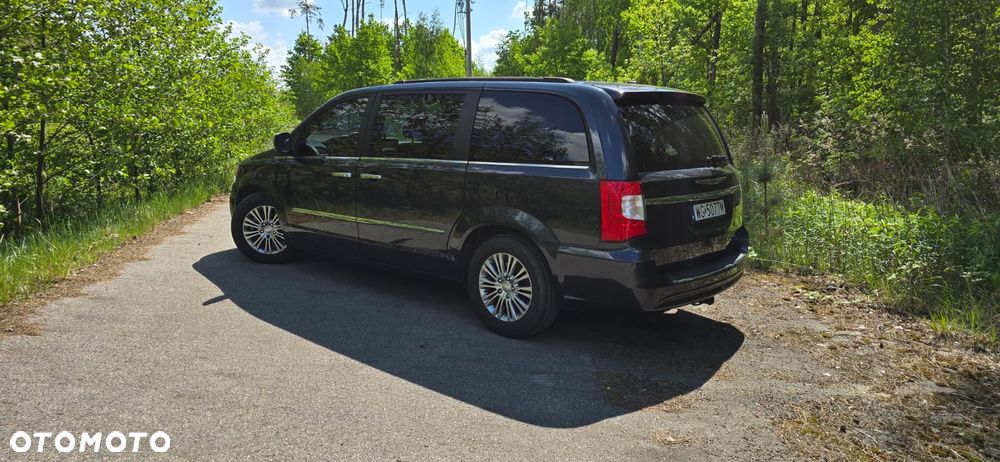 Chrysler Town & Country 3.6 Touring - 2