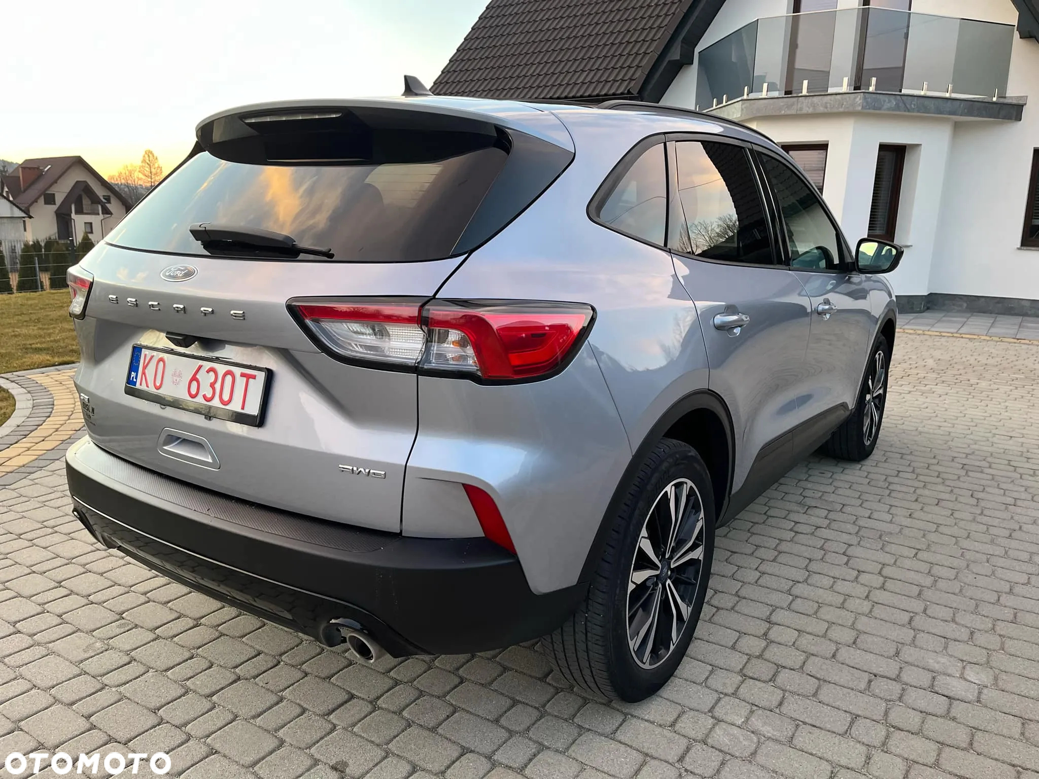 Ford Kuga - 3