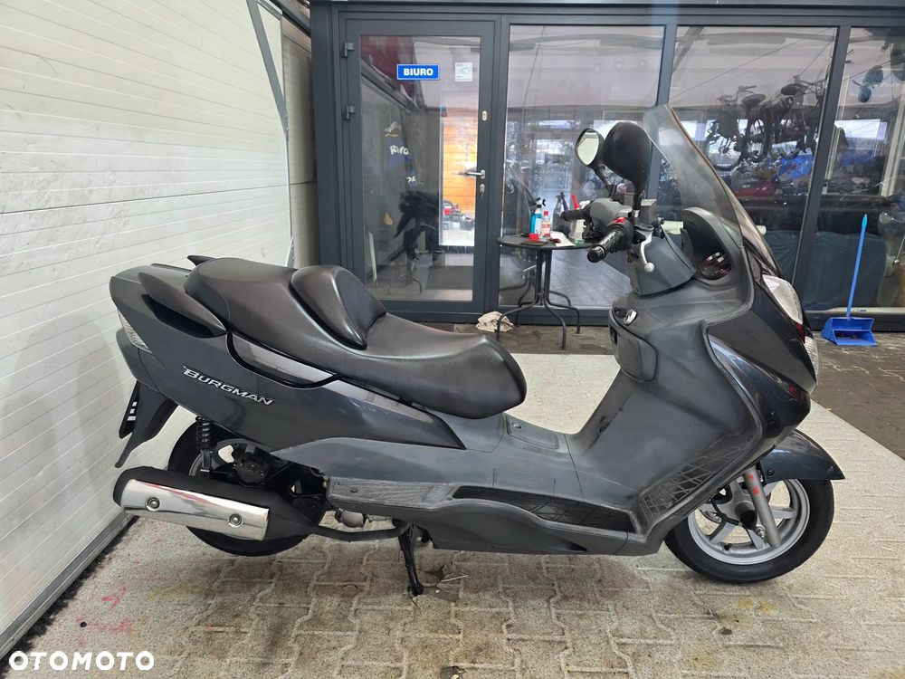 Suzuki Burgman - 5