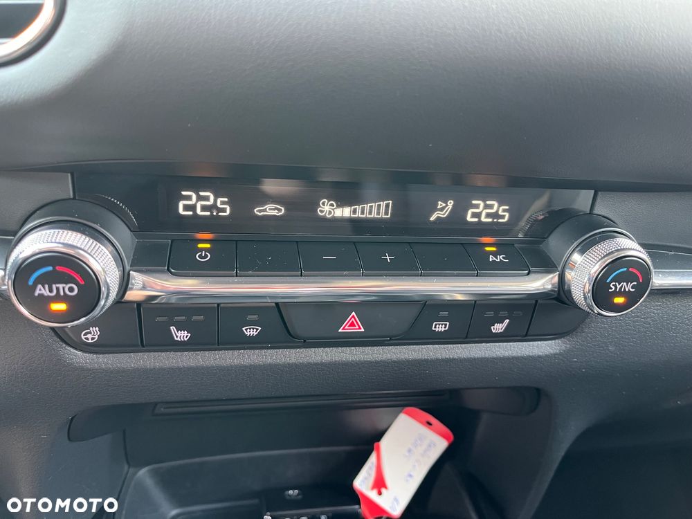 Mazda CX-30 SKYACTIV-X 2.0 M-Hybrid SELECTION - 32