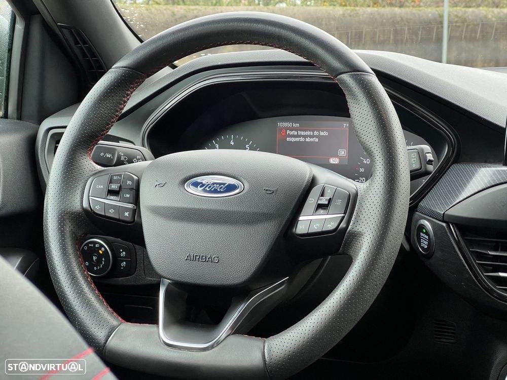 Ford Focus 1.0 EcoBoost ST-Line - 15
