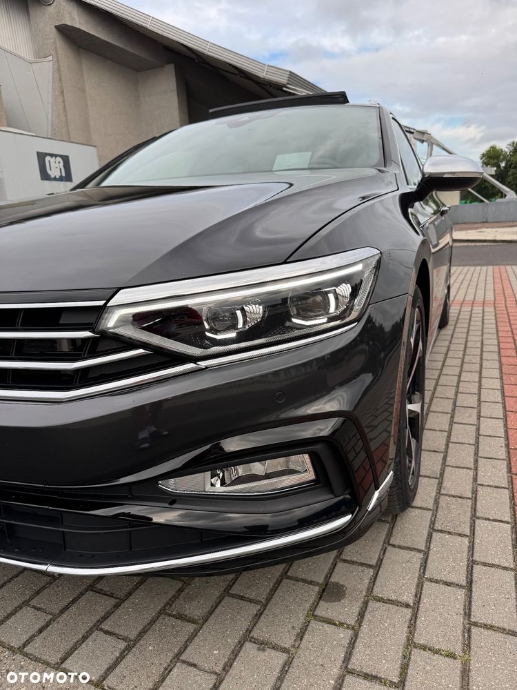 Volkswagen Passat - 34