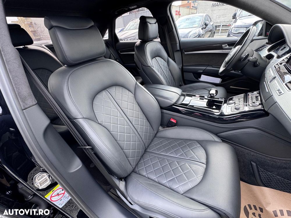 Audi S8 - 20