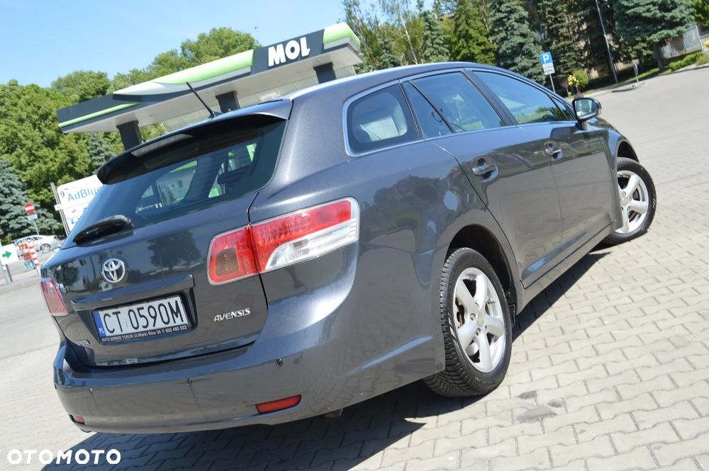 Toyota Avensis 2.0 D-4D Sol - 26