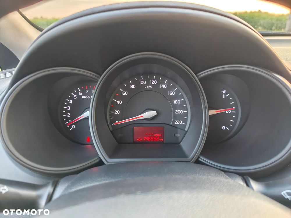 Kia Rio 1.2 Edition 7 - 10