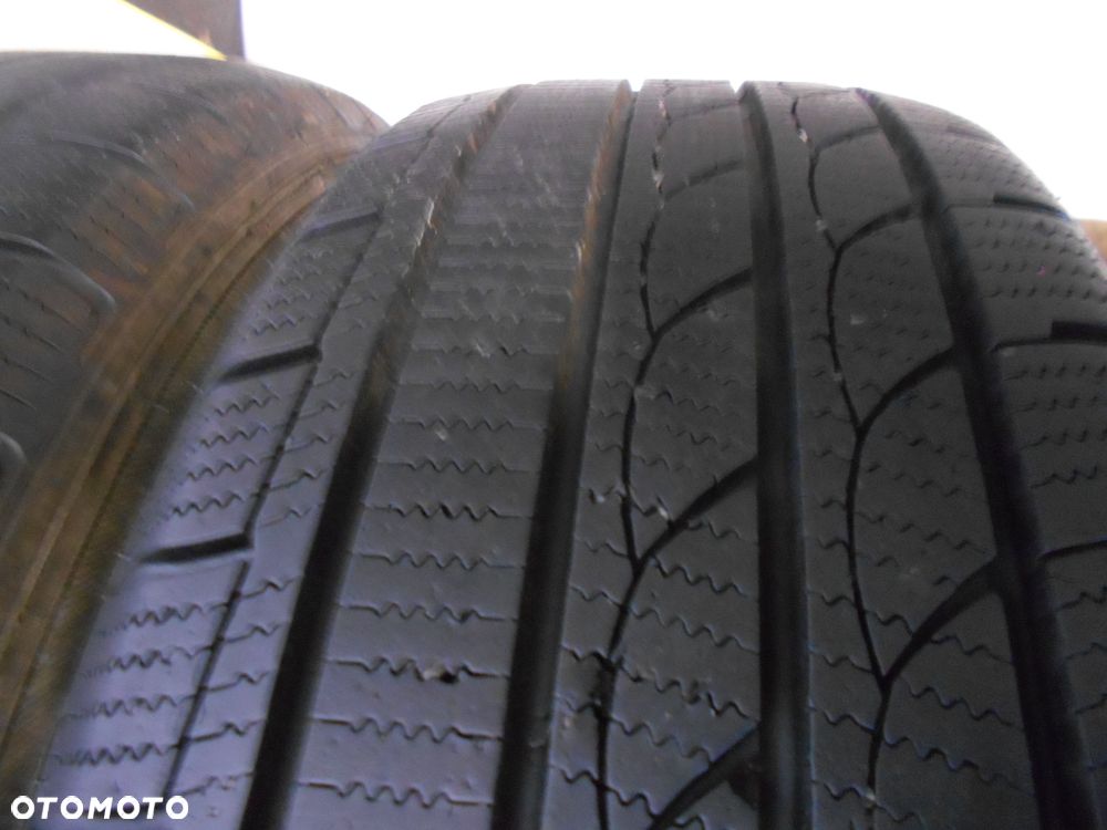OPONY 225/60R17 MINERVA ICE-PLUS S210 DOT 2519 7.6MM - 4