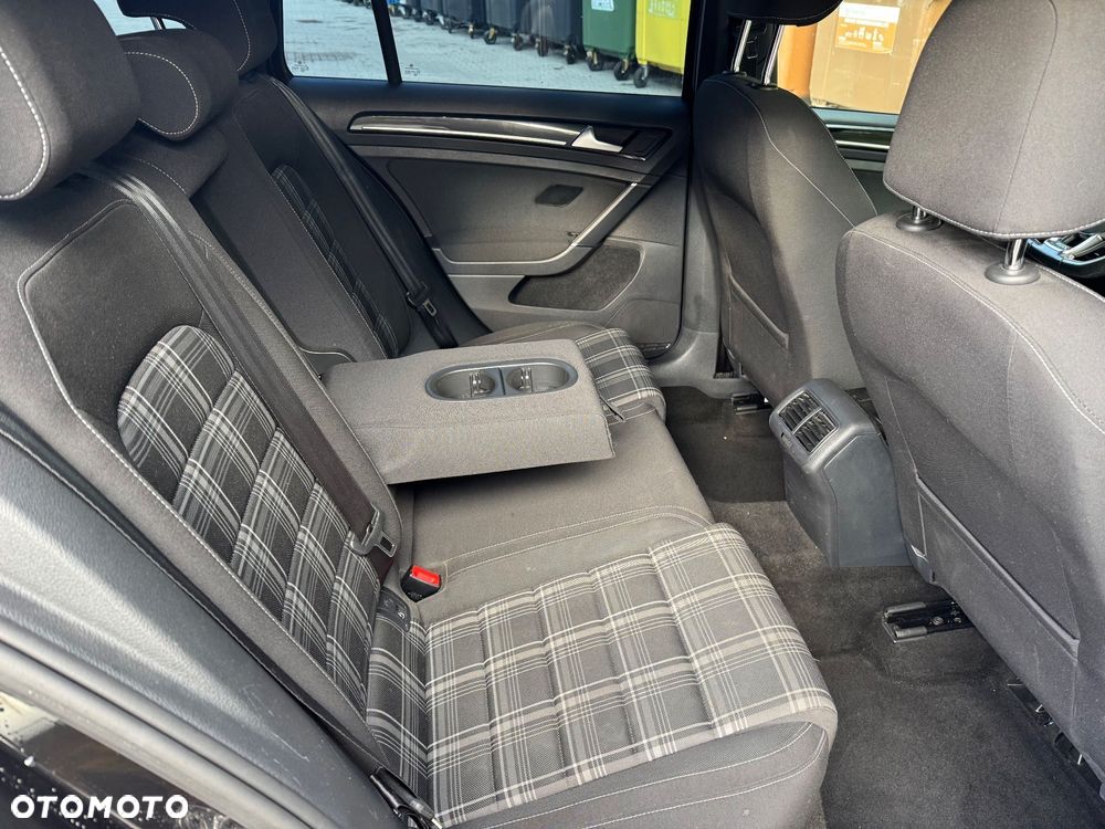 Volkswagen Golf GTD 2.0 TDI SCR DSG - 21