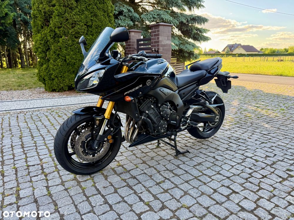 Yamaha FZ8 - 6
