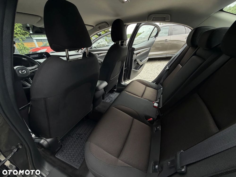 Mazda 3 e-SKYACTIV-G 2.0 M HYBRID 150 - 18